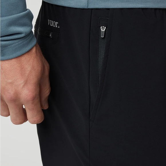 NWOT Vuori Fleet Sport Jogger 30" - Picture 2 of 7